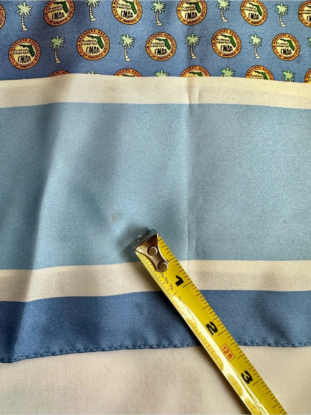 Vineyard Vines Light Blue Medallion Palm Tree Florida Silk Scarf 34” Square